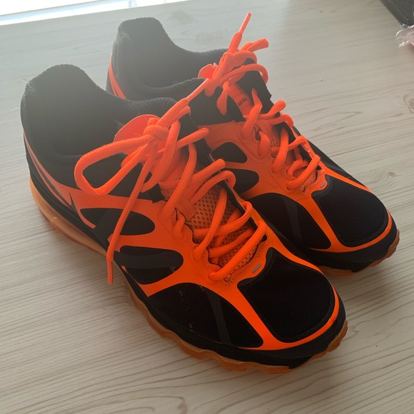 Orange and gray Airmax - Picture 1 of 7